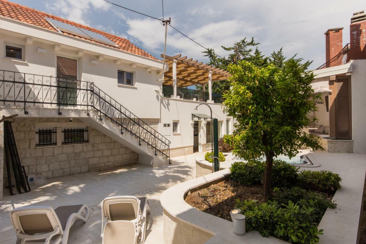 Villa Hurem Trogir Exterior photo